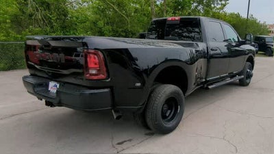 2026 RAM 3500 RAM 3500 TRADESMAN CREW CAB 4X4 8' BOX