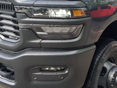 2026 RAM 3500 RAM 3500 TRADESMAN CREW CAB 4X4 8' BOX