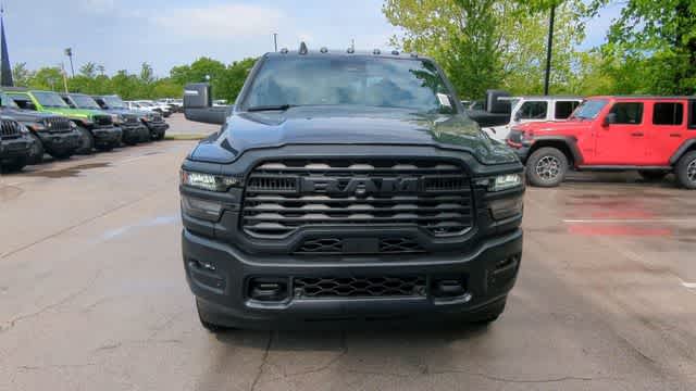 2026 RAM 3500 RAM 3500 TRADESMAN CREW CAB 4X4 8' BOX