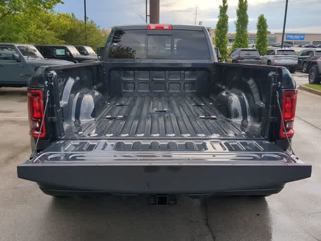 2026 RAM 3500 RAM 3500 TRADESMAN CREW CAB 4X4 8' BOX