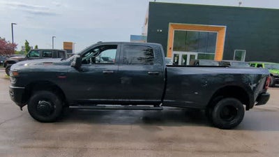 2026 RAM 3500 RAM 3500 TRADESMAN CREW CAB 4X4 8' BOX