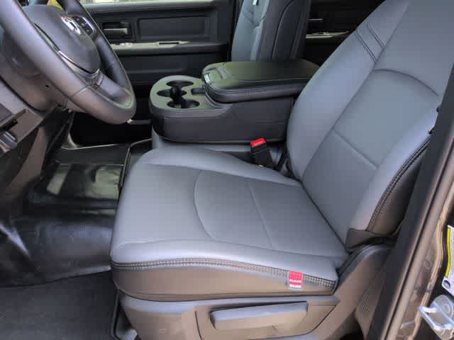 2026 RAM 3500 RAM 3500 TRADESMAN CREW CAB 4X4 8' BOX