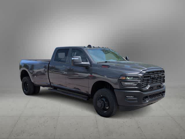 2026 RAM 3500 RAM 3500 TRADESMAN CREW CAB 4X4 8' BOX