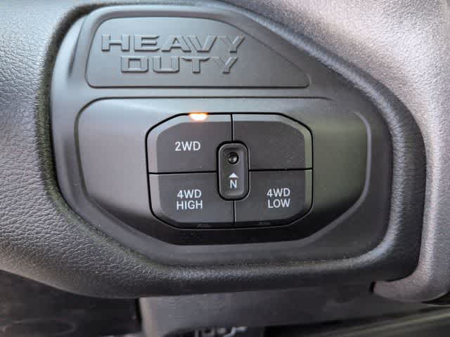 2026 RAM 3500 RAM 3500 TRADESMAN CREW CAB 4X4 8' BOX