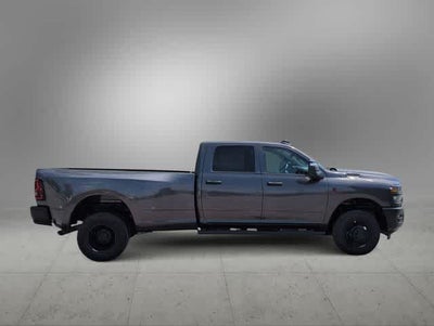 2026 RAM 3500 RAM 3500 TRADESMAN CREW CAB 4X4 8' BOX