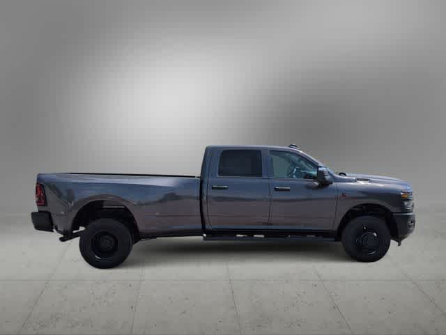 2026 RAM 3500 RAM 3500 TRADESMAN CREW CAB 4X4 8' BOX