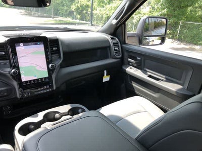 2026 RAM 3500 RAM 3500 TRADESMAN CREW CAB 4X4 8' BOX