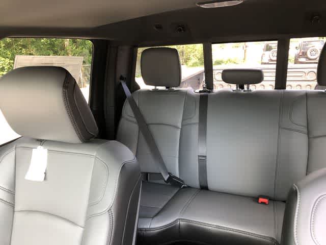2026 RAM 3500 RAM 3500 TRADESMAN CREW CAB 4X4 8' BOX