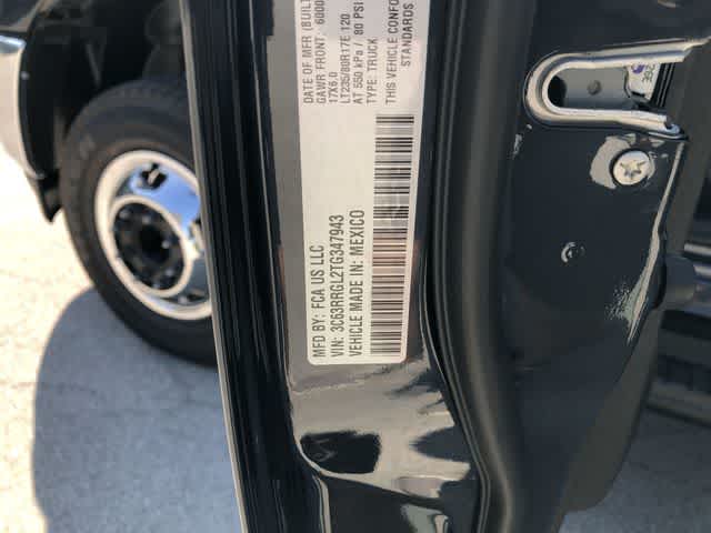 2026 RAM 3500 RAM 3500 TRADESMAN CREW CAB 4X4 8' BOX