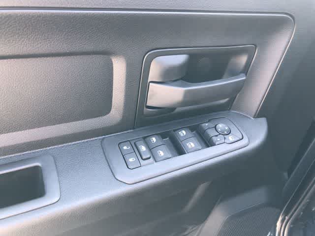 2026 RAM 3500 RAM 3500 TRADESMAN CREW CAB 4X4 8' BOX