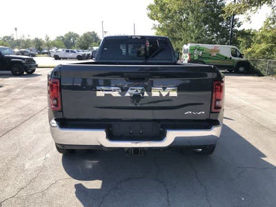 2026 RAM 3500 RAM 3500 TRADESMAN CREW CAB 4X4 8' BOX