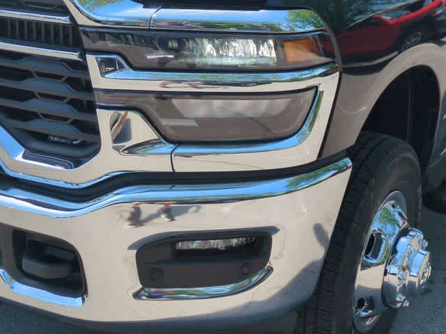 2026 RAM 3500 RAM 3500 TRADESMAN CREW CAB 4X4 8' BOX