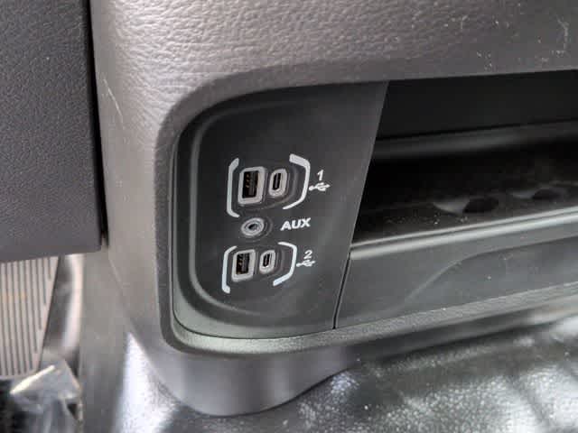 2026 RAM 3500 RAM 3500 TRADESMAN CREW CAB 4X4 8' BOX