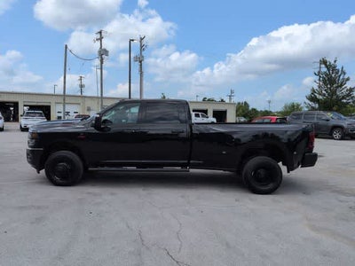 2026 RAM 3500 RAM 3500 TRADESMAN CREW CAB 4X4 8' BOX