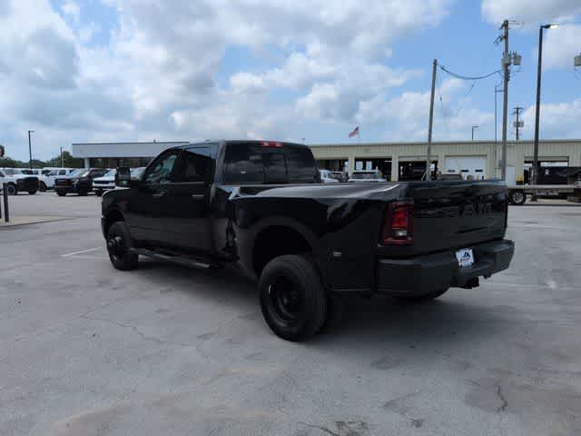 2026 RAM 3500 RAM 3500 TRADESMAN CREW CAB 4X4 8' BOX