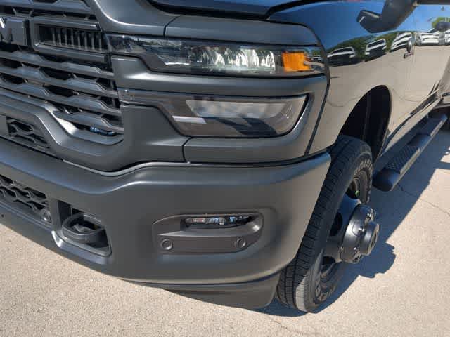 2026 RAM 3500 RAM 3500 TRADESMAN CREW CAB 4X4 8' BOX