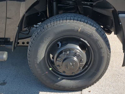 2026 RAM 3500 RAM 3500 TRADESMAN CREW CAB 4X4 8' BOX