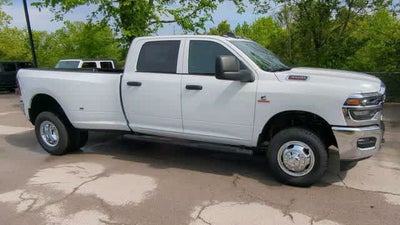2026 RAM 3500 RAM 3500 TRADESMAN CREW CAB 4X4 8' BOX