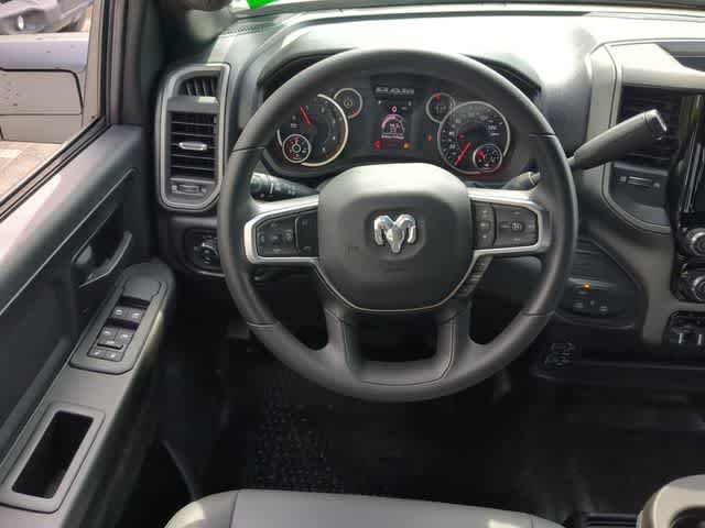 2026 RAM 3500 RAM 3500 TRADESMAN CREW CAB 4X4 8' BOX