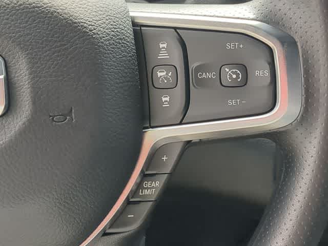 2026 RAM 3500 RAM 3500 TRADESMAN CREW CAB 4X4 8' BOX