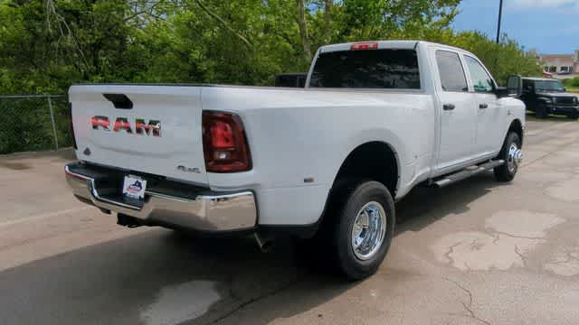 2026 RAM 3500 RAM 3500 TRADESMAN CREW CAB 4X4 8' BOX