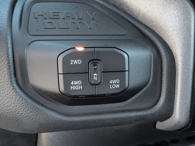 2026 RAM 3500 RAM 3500 TRADESMAN CREW CAB 4X4 8' BOX