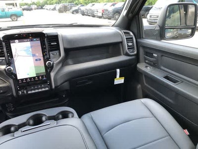 2026 RAM 3500 RAM 3500 TRADESMAN CREW CAB 4X4 8' BOX