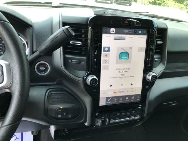2026 RAM 3500 RAM 3500 TRADESMAN CREW CAB 4X4 8' BOX