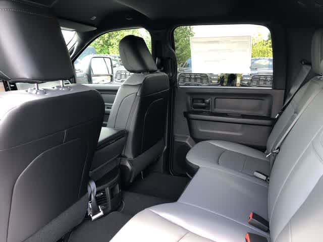 2026 RAM 3500 RAM 3500 TRADESMAN CREW CAB 4X4 8' BOX