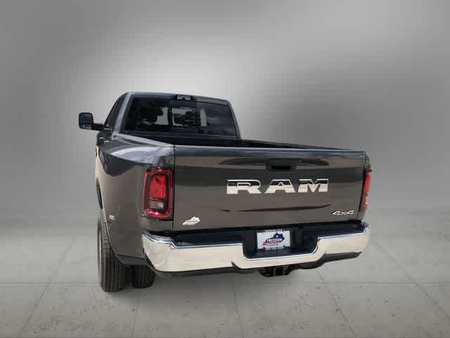 2026 RAM 3500 RAM 3500 TRADESMAN CREW CAB 4X4 8' BOX