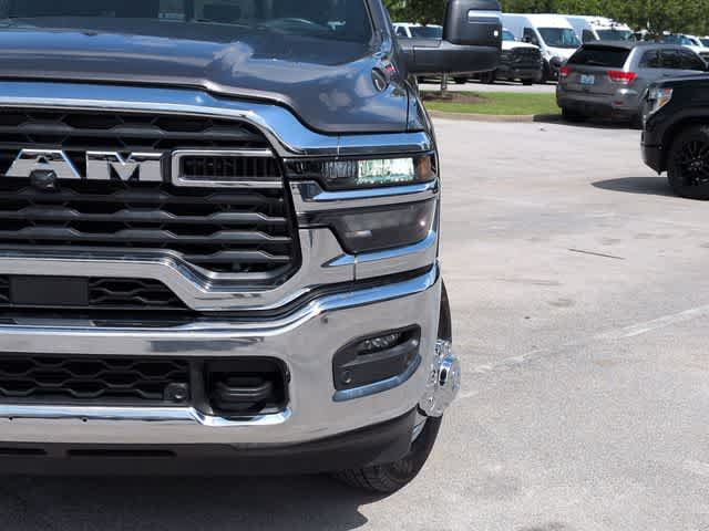 2026 RAM 3500 RAM 3500 TRADESMAN CREW CAB 4X4 8' BOX