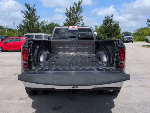 2026 RAM 3500 RAM 3500 TRADESMAN CREW CAB 4X4 8' BOX