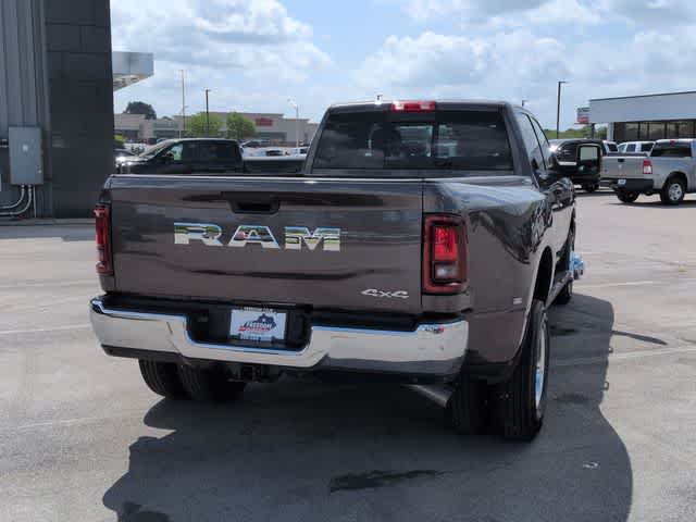 2026 RAM 3500 RAM 3500 TRADESMAN CREW CAB 4X4 8' BOX
