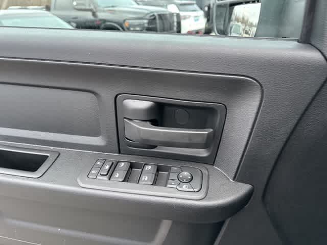 2026 RAM 3500 RAM 3500 TRADESMAN CREW CAB 4X4 8' BOX