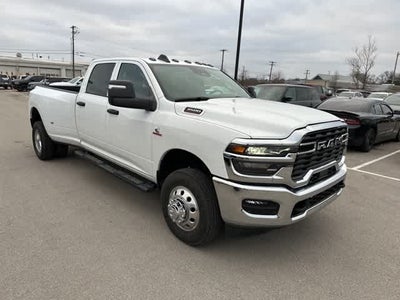 2026 RAM 3500 RAM 3500 TRADESMAN CREW CAB 4X4 8' BOX
