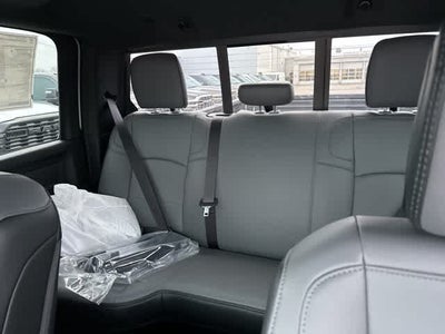 2026 RAM 3500 RAM 3500 TRADESMAN CREW CAB 4X4 8' BOX