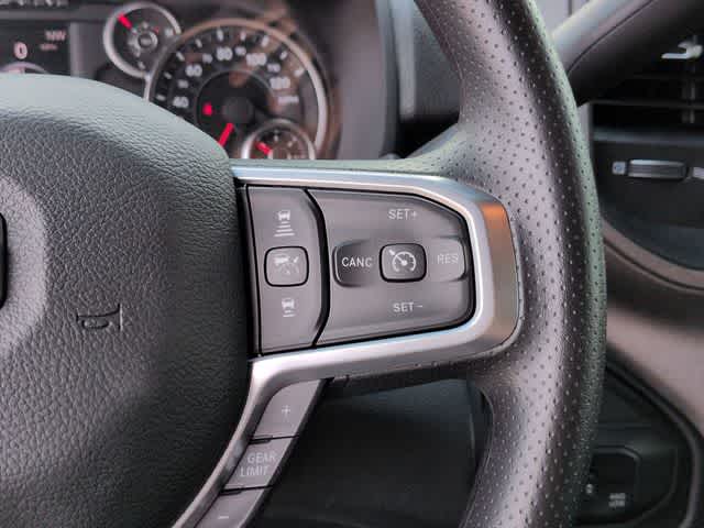 2026 RAM 3500 RAM 3500 TRADESMAN CREW CAB 4X4 8' BOX