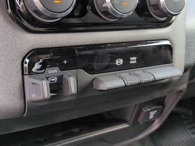 2026 RAM 3500 RAM 3500 TRADESMAN CREW CAB 4X4 8' BOX