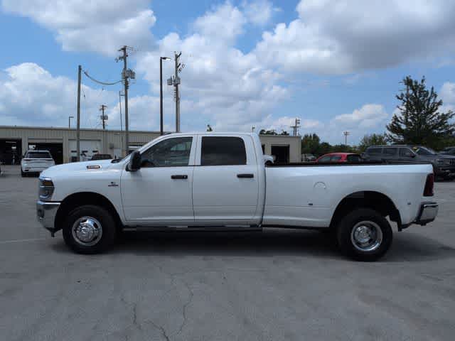 2026 RAM 3500 RAM 3500 TRADESMAN CREW CAB 4X4 8' BOX