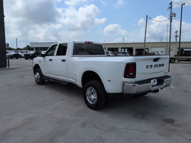 2026 RAM 3500 RAM 3500 TRADESMAN CREW CAB 4X4 8' BOX