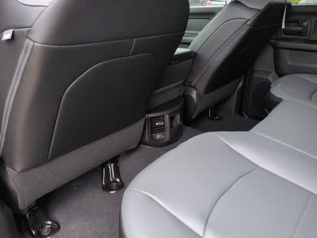 2026 RAM 3500 RAM 3500 TRADESMAN CREW CAB 4X4 8' BOX