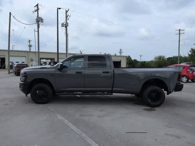 2026 RAM 3500 RAM 3500 TRADESMAN CREW CAB 4X4 8' BOX