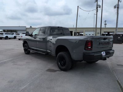 2026 RAM 3500 RAM 3500 TRADESMAN CREW CAB 4X4 8' BOX