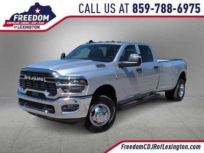 2026 RAM 3500 RAM 3500 TRADESMAN CREW CAB 4X4 8' BOX