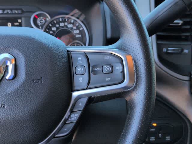 2026 RAM 3500 RAM 3500 TRADESMAN CREW CAB 4X4 8' BOX
