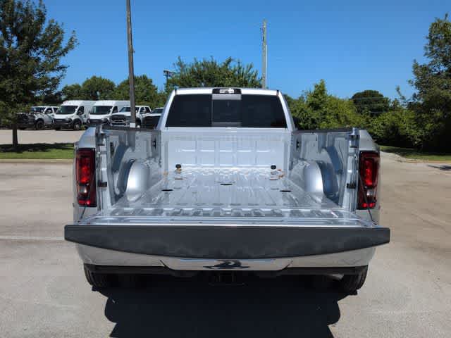 2026 RAM 3500 RAM 3500 TRADESMAN CREW CAB 4X4 8' BOX