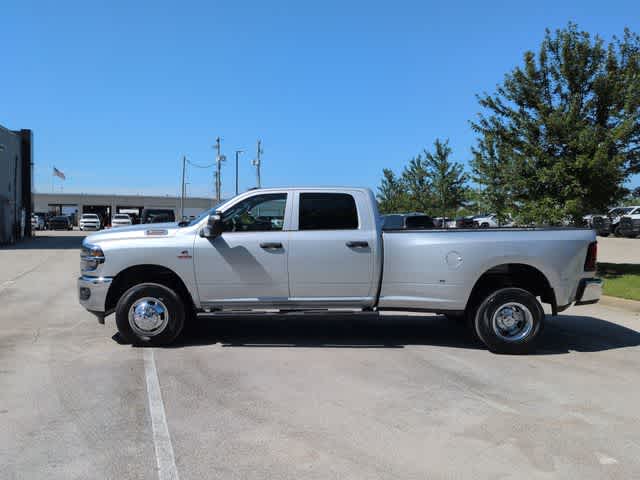 2026 RAM 3500 RAM 3500 TRADESMAN CREW CAB 4X4 8' BOX