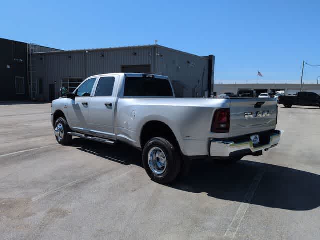 2026 RAM 3500 RAM 3500 TRADESMAN CREW CAB 4X4 8' BOX