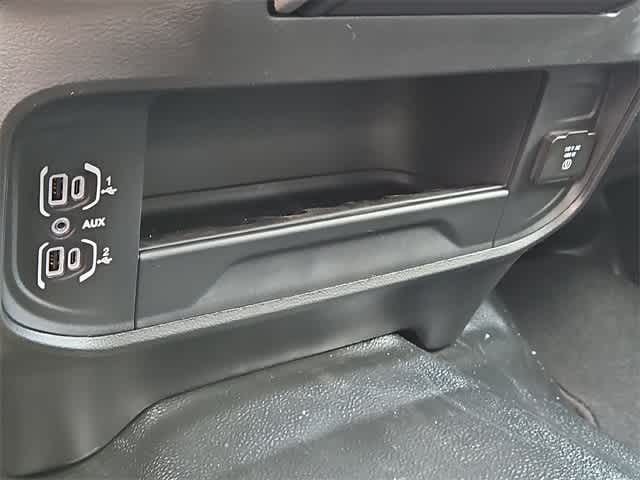 2026 RAM 3500 RAM 3500 TRADESMAN CREW CAB 4X4 8' BOX