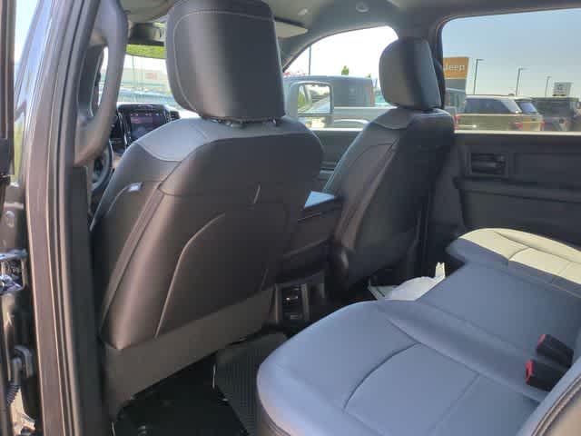 2026 RAM 3500 RAM 3500 TRADESMAN CREW CAB 4X4 8' BOX
